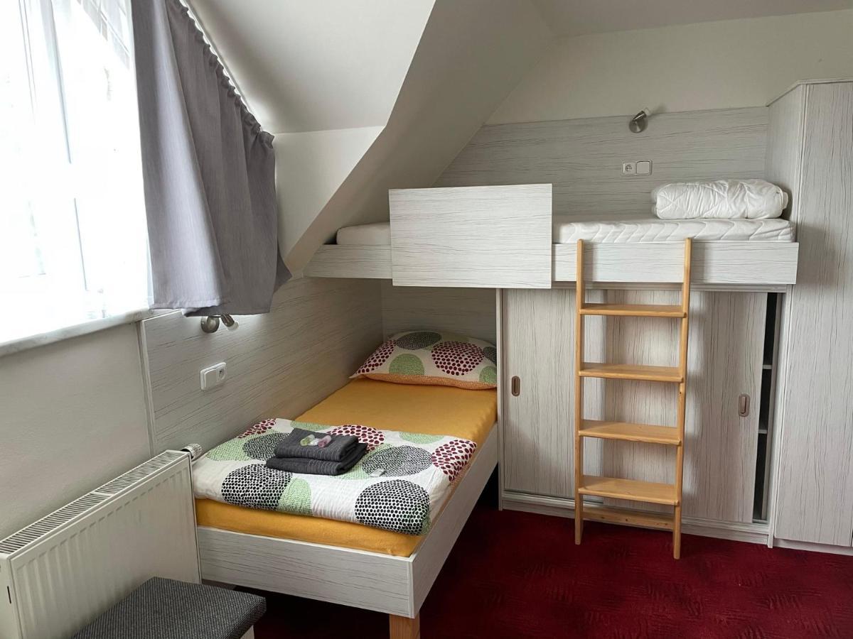 Orlovna Sitborice Otel Dış mekan fotoğraf