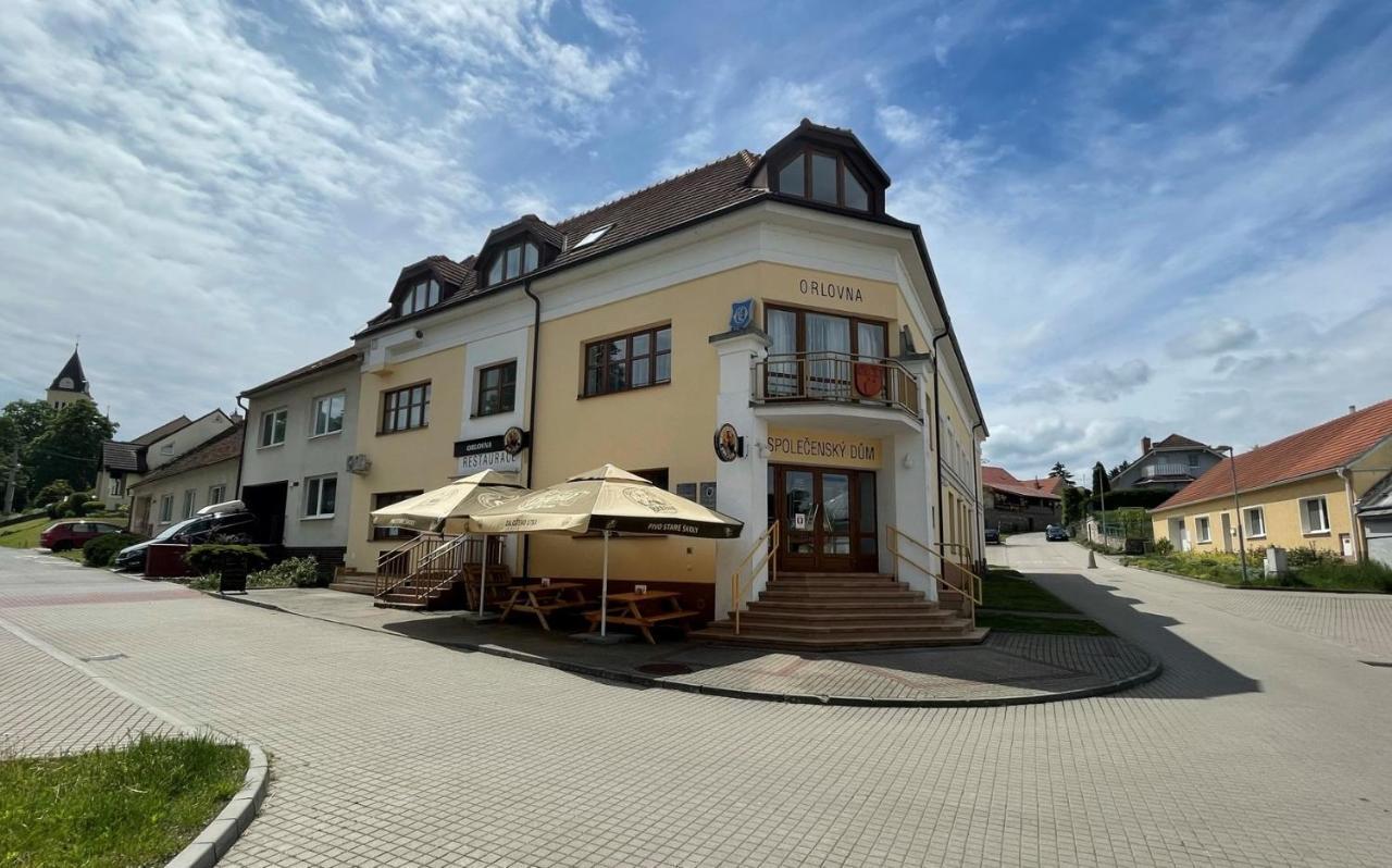 Orlovna Sitborice Otel Dış mekan fotoğraf